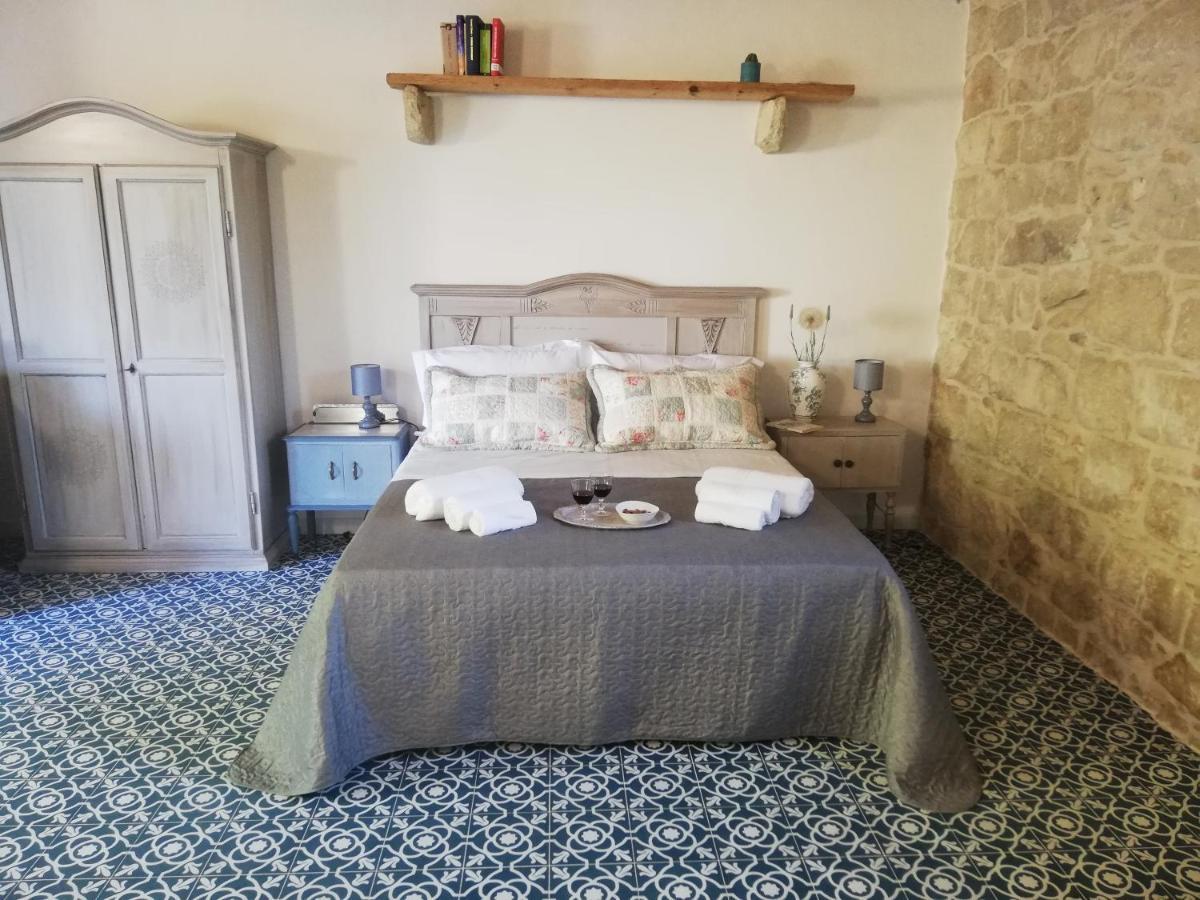 Agriturismo Fondo Paliemmu Μόντικα Εξωτερικό φωτογραφία